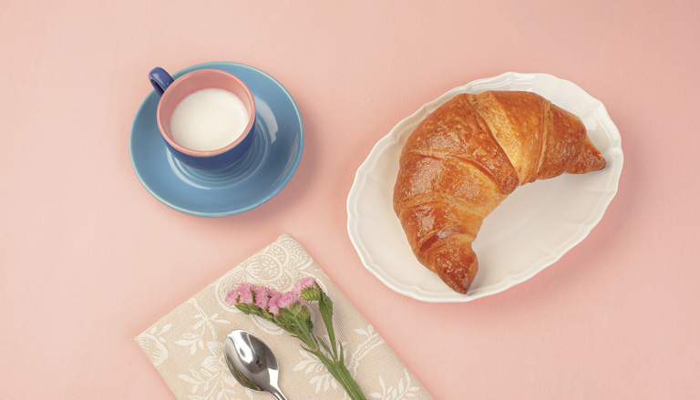 Croissant vuoti curvi